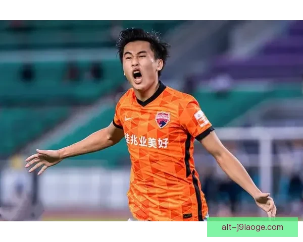 阿马杜荣膺中超最佳防守型后腰彰显出色表现引领球队防线稳固